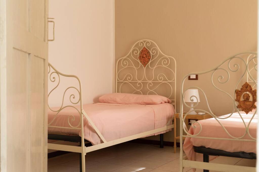 Dorno Maria'S Bed - Intero Alloggio Accogliente מראה חיצוני תמונה